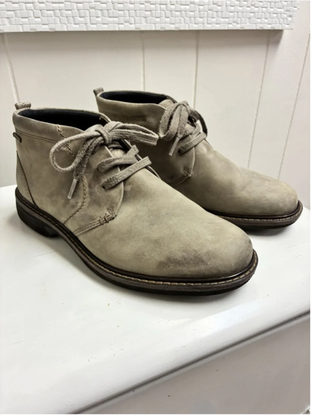 NEW ECCO Mens Turn GORE-TEX Chukka Tie Boot SZ 40 US 6-6.5 Brown Leather Nubuck